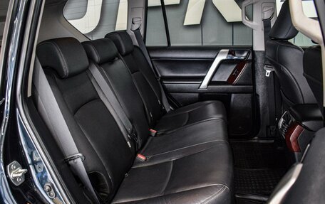 Toyota Land Cruiser Prado 150 рестайлинг 2, 2017 год, 4 700 000 рублей, 7 фотография