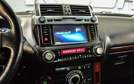 Toyota Land Cruiser Prado 150 рестайлинг 2, 2017 год, 4 700 000 рублей, 12 фотография