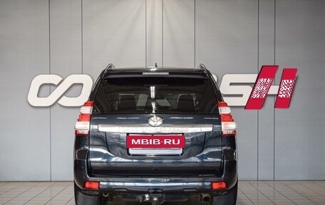 Toyota Land Cruiser Prado 150 рестайлинг 2, 2017 год, 4 700 000 рублей, 4 фотография