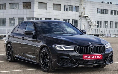 BMW 5 серия, 2020 год, 4 500 000 рублей, 3 фотография