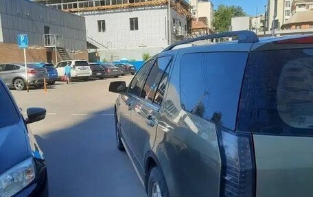 Cadillac SRX II рестайлинг, 2004 год, 800 000 рублей, 3 фотография