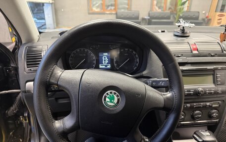 Skoda Octavia, 2007 год, 950 000 рублей, 27 фотография