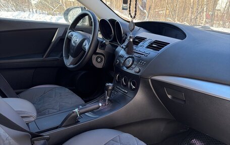 Mazda 3, 2012 год, 900 000 рублей, 10 фотография