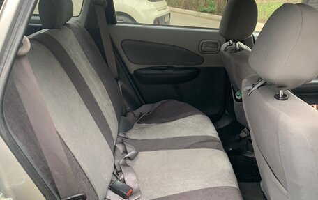 Nissan Wingroad III, 2002 год, 380 000 рублей, 3 фотография