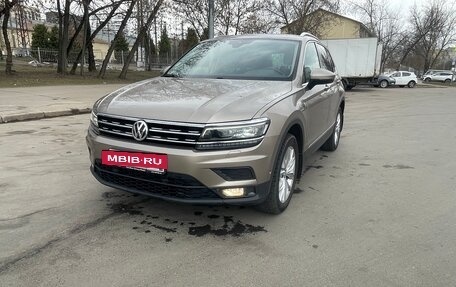 Volkswagen Tiguan II, 2020 год, 2 599 000 рублей, 8 фотография