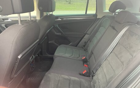 Volkswagen Tiguan II, 2020 год, 2 599 000 рублей, 13 фотография