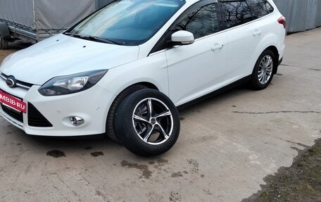Ford Focus III, 2012 год, 999 000 рублей, 2 фотография