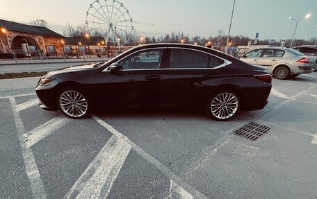 Lexus ES VII, 2019 год, 4 000 000 рублей, 10 фотография