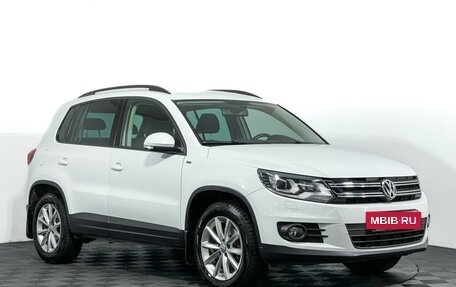 Volkswagen Tiguan I, 2015 год, 1 597 000 рублей, 3 фотография