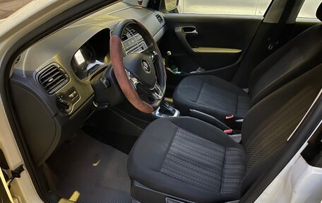 Volkswagen Polo VI (EU Market), 2017 год, 800 000 рублей, 9 фотография