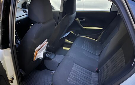 Volkswagen Polo VI (EU Market), 2017 год, 800 000 рублей, 10 фотография