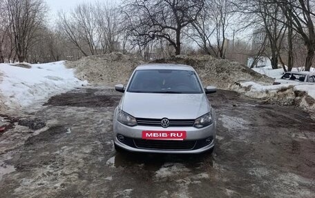 Volkswagen Polo VI (EU Market), 2011 год, 590 000 рублей, 3 фотография