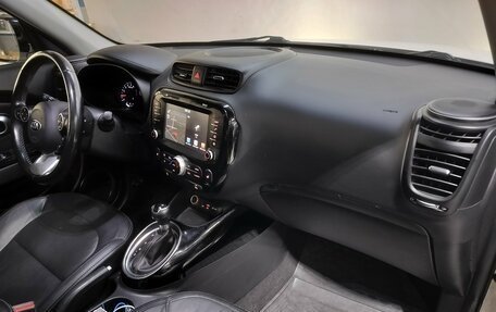 KIA Soul II рестайлинг, 2018 год, 1 680 000 рублей, 11 фотография