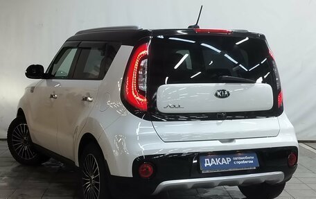 KIA Soul II рестайлинг, 2018 год, 1 680 000 рублей, 6 фотография