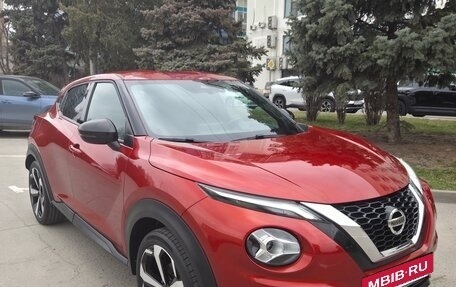 Nissan Juke II, 2020 год, 2 100 000 рублей, 2 фотография