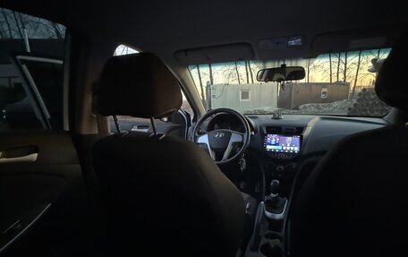 Hyundai Solaris II рестайлинг, 2013 год, 850 000 рублей, 8 фотография