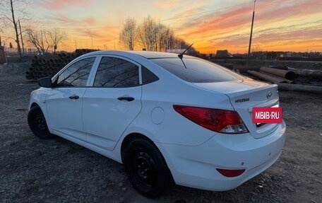 Hyundai Solaris II рестайлинг, 2013 год, 850 000 рублей, 6 фотография