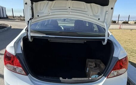 Hyundai Solaris II рестайлинг, 2014 год, 699 999 рублей, 8 фотография