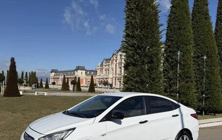 Hyundai Solaris II рестайлинг, 2014 год, 699 999 рублей, 2 фотография