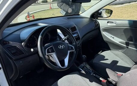 Hyundai Solaris II рестайлинг, 2014 год, 699 999 рублей, 7 фотография