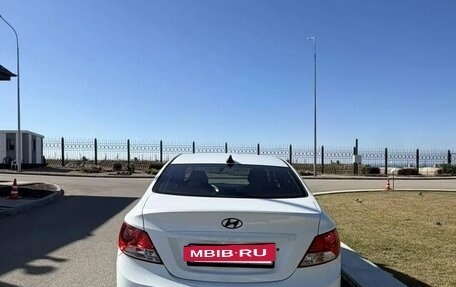 Hyundai Solaris II рестайлинг, 2014 год, 699 999 рублей, 4 фотография