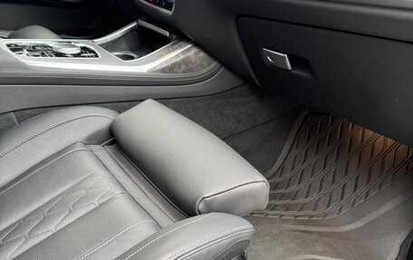 BMW X7, 2022 год, 15 000 000 рублей, 28 фотография