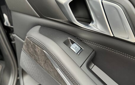 BMW X7, 2022 год, 15 000 000 рублей, 27 фотография