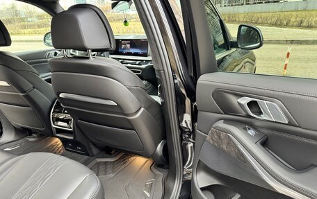 BMW X7, 2022 год, 15 000 000 рублей, 26 фотография