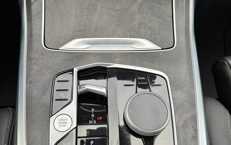 BMW X7, 2022 год, 15 000 000 рублей, 34 фотография