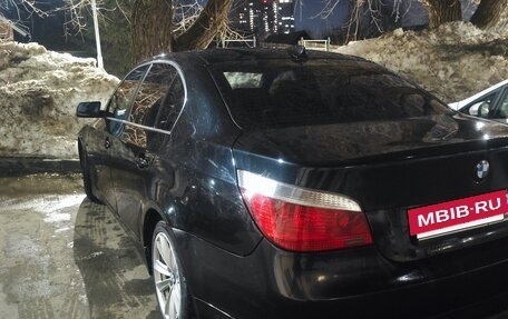 BMW 5 серия, 2006 год, 800 000 рублей, 2 фотография