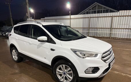 Ford Kuga III, 2017 год, 1 470 000 рублей, 3 фотография