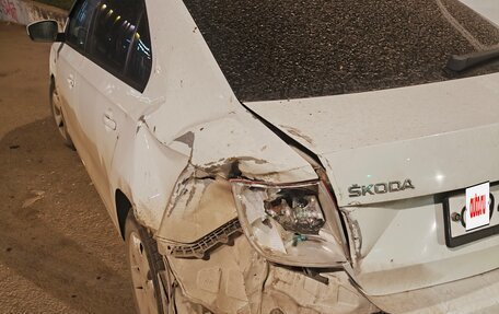 Skoda Rapid I, 2014 год, 550 000 рублей, 2 фотография