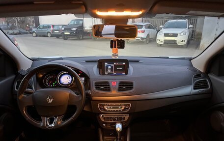 Renault Fluence I, 2014 год, 850 000 рублей, 2 фотография