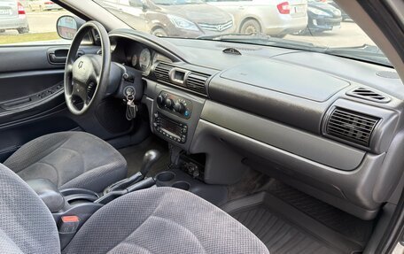 Dodge Stratus II, 2004 год, 295 000 рублей, 28 фотография