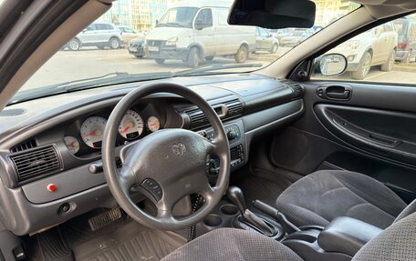 Dodge Stratus II, 2004 год, 295 000 рублей, 23 фотография