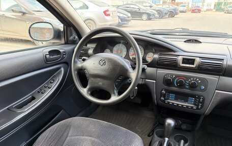 Dodge Stratus II, 2004 год, 295 000 рублей, 34 фотография