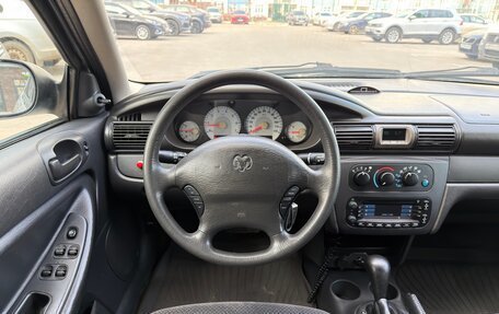 Dodge Stratus II, 2004 год, 295 000 рублей, 35 фотография