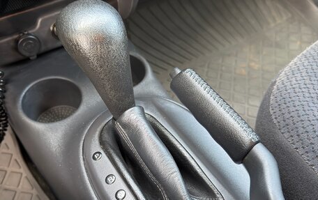 Dodge Stratus II, 2004 год, 295 000 рублей, 38 фотография