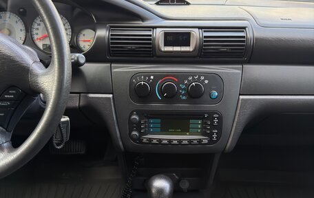 Dodge Stratus II, 2004 год, 295 000 рублей, 33 фотография