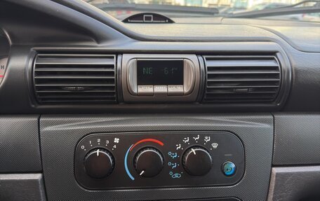 Dodge Stratus II, 2004 год, 295 000 рублей, 37 фотография