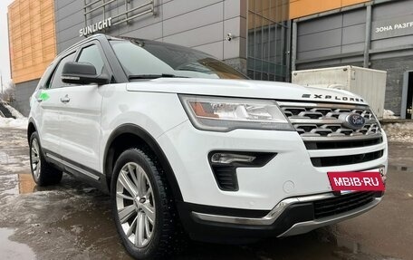 Ford Explorer VI, 2018 год, 2 750 000 рублей, 3 фотография