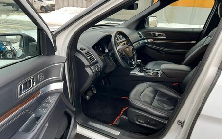 Ford Explorer VI, 2018 год, 2 750 000 рублей, 20 фотография