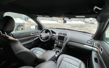 Ford Explorer VI, 2018 год, 2 750 000 рублей, 17 фотография