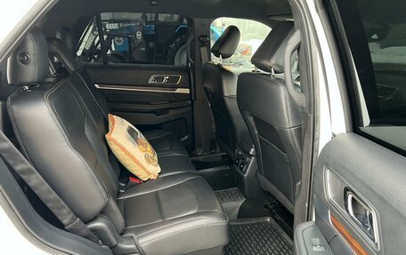 Ford Explorer VI, 2018 год, 2 750 000 рублей, 24 фотография