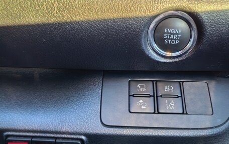 Toyota Sienta II, 2019 год, 1 750 000 рублей, 8 фотография