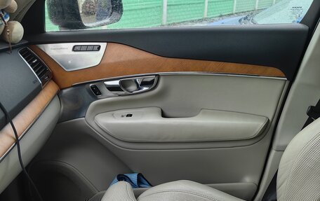 Volvo XC90 II рестайлинг, 2015 год, 2 800 000 рублей, 9 фотография