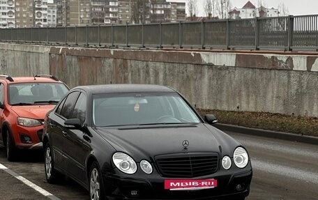 Mercedes-Benz E-Класс, 2007 год, 910 000 рублей, 9 фотография