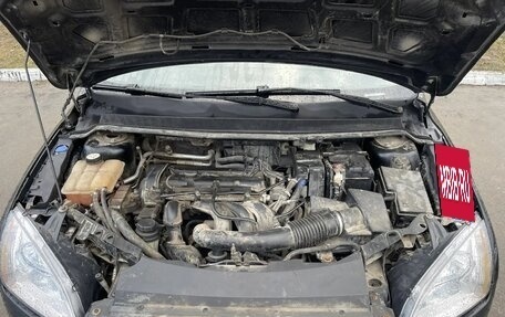 Ford Focus II рестайлинг, 2005 год, 425 000 рублей, 17 фотография