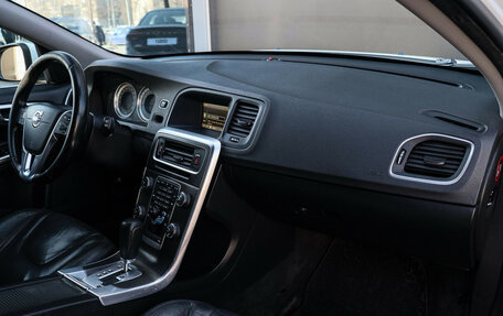 Volvo V60 I, 2011 год, 990 000 рублей, 7 фотография