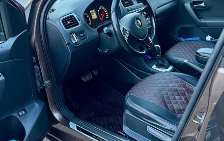 Volkswagen Polo VI (EU Market), 2016 год, 1 100 000 рублей, 18 фотография